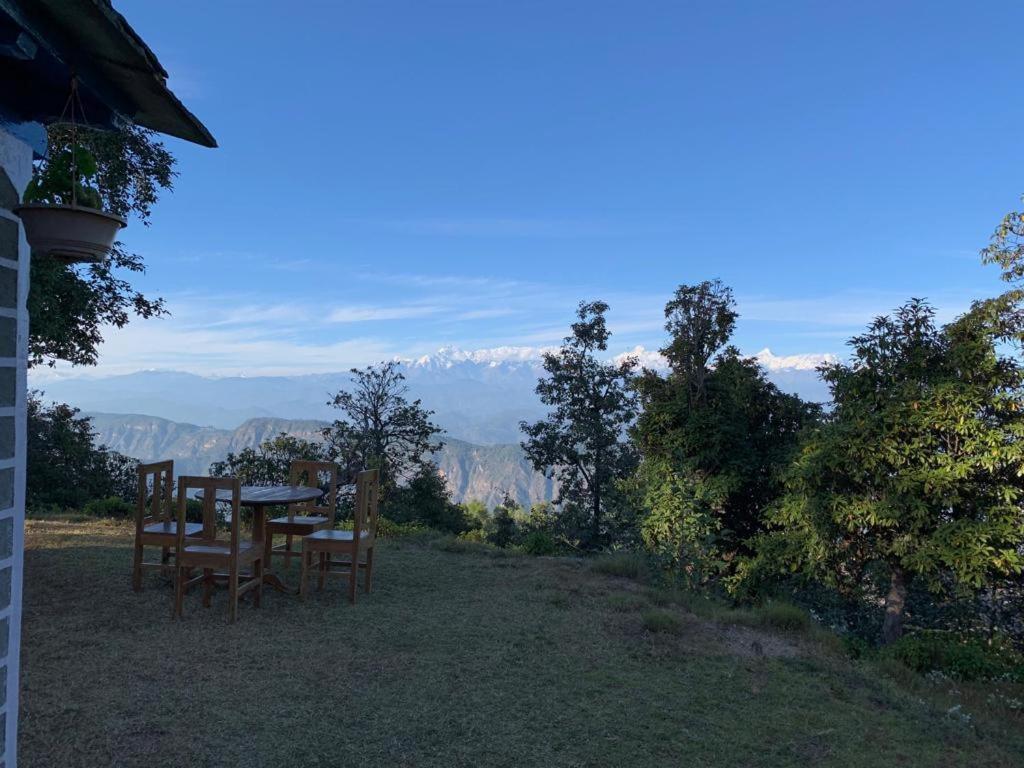 Thikalna Himalayan Retreat Villa Almora Exteriör bild
